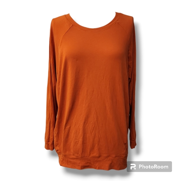 Shop the Mint Tops - !SALE! Shop the Mint Burnt Orange Long Sleeve Sz M